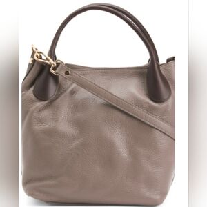 NWT VALENTINA MADE IN ITALY LEATHER THREE COMPARTMENT SATCHEL WITH HANDLES.